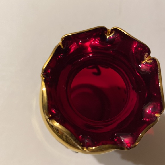 Vintage Ruby Red with gold leaf and hand painted. - Picture 5 of 11